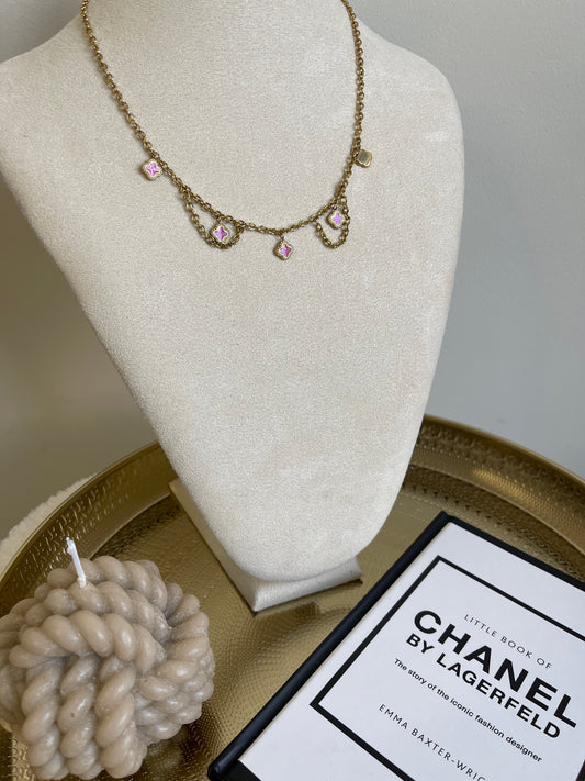 Sofie clover necklace