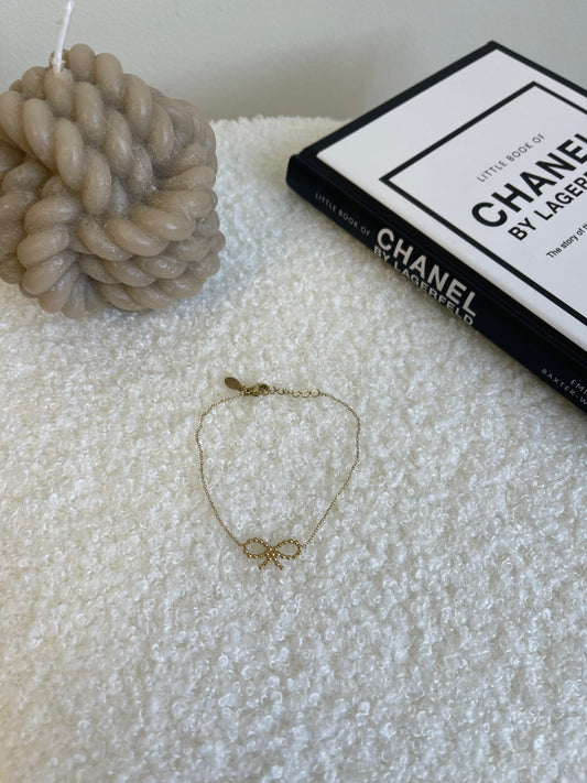 Clean girl bracelet