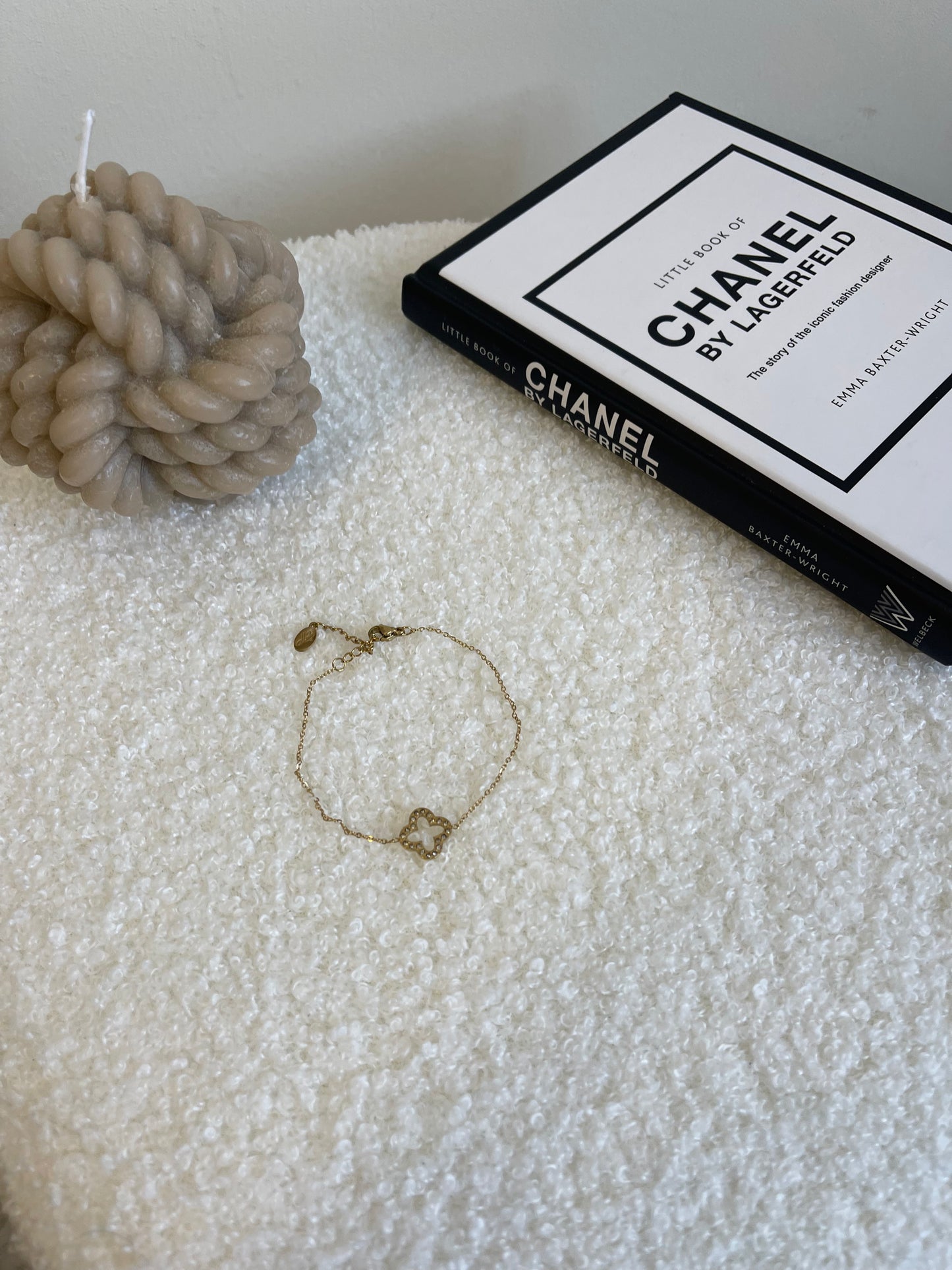 Sparkle clover bracelet