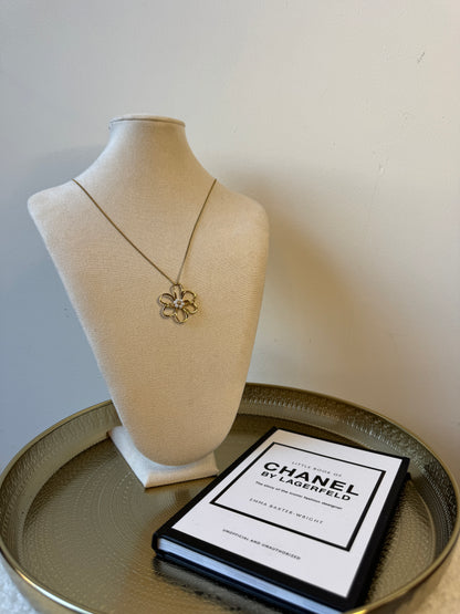 Bloomy purl necklace