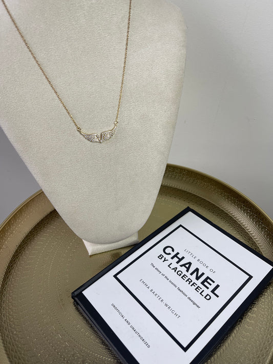 Wing necklace